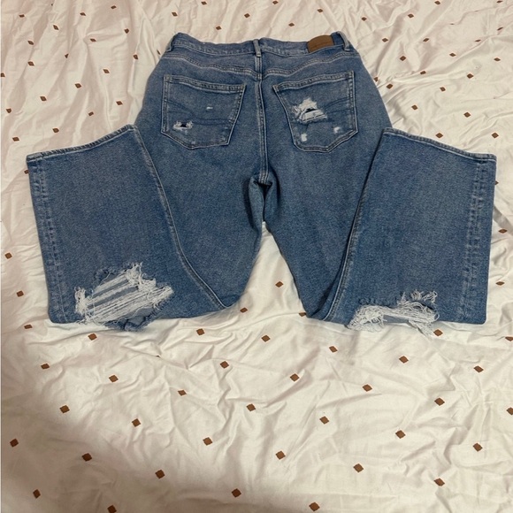 American Eagle Highest Rise 90s Boyfriend Jeans Size 12 - Picture 9 of 12